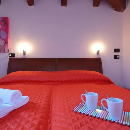 Apartamento 3-bedroom Lake View Camelia 40 San Siro (Lombardy)