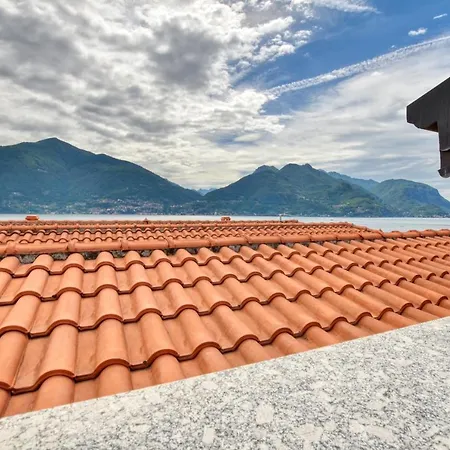 3-bedroom Lake View Camelia 40 San Siro (Lombardy)