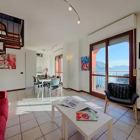 Apartamento 3-bedroom Lake View Camelia 40 San Siro (Lombardy)